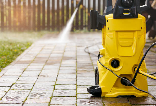 Best Factory Floor Cleaning  in Fruitland, IA